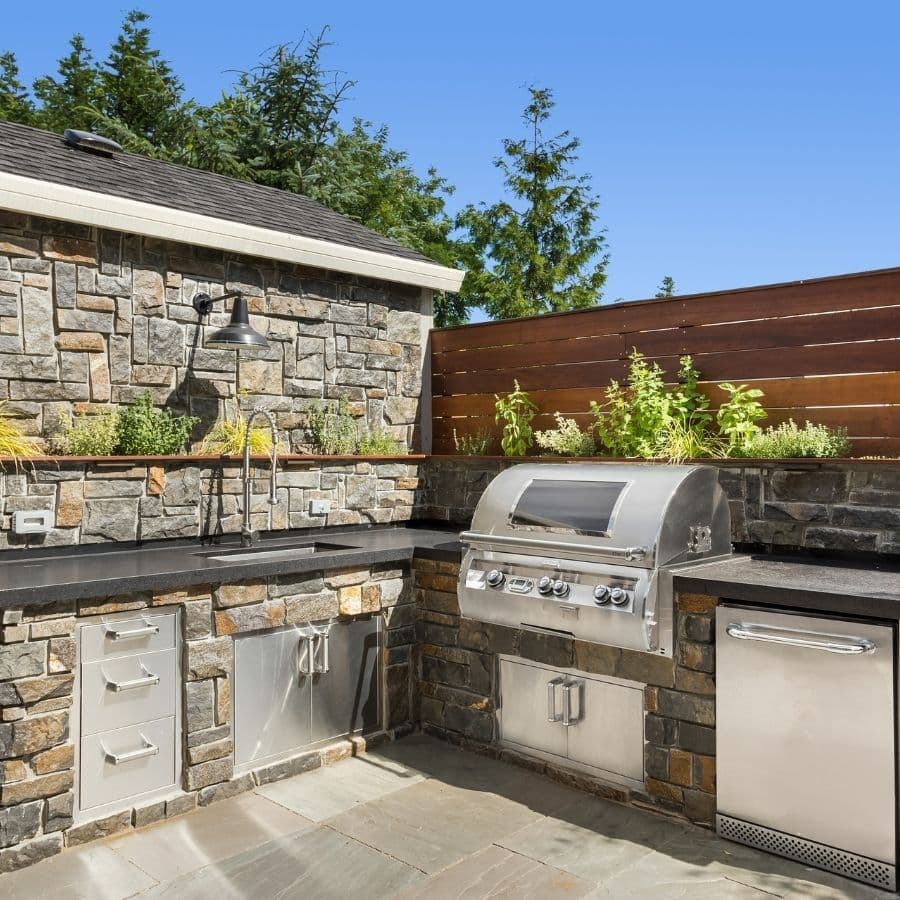 Get Cooking with Your Own Custom Outdoor Kitchen! image