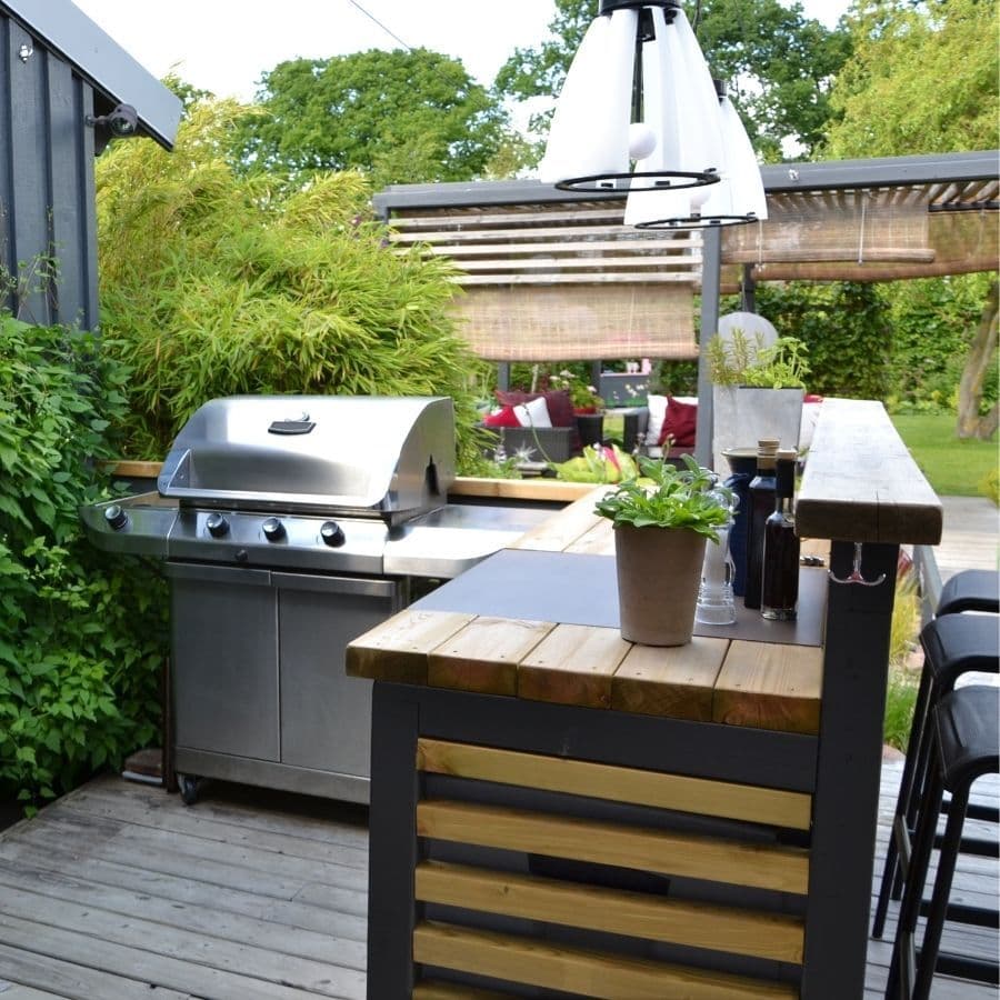 Gallery photos for Get Cooking with Your Own Custom Outdoor Kitchen!: Image #9