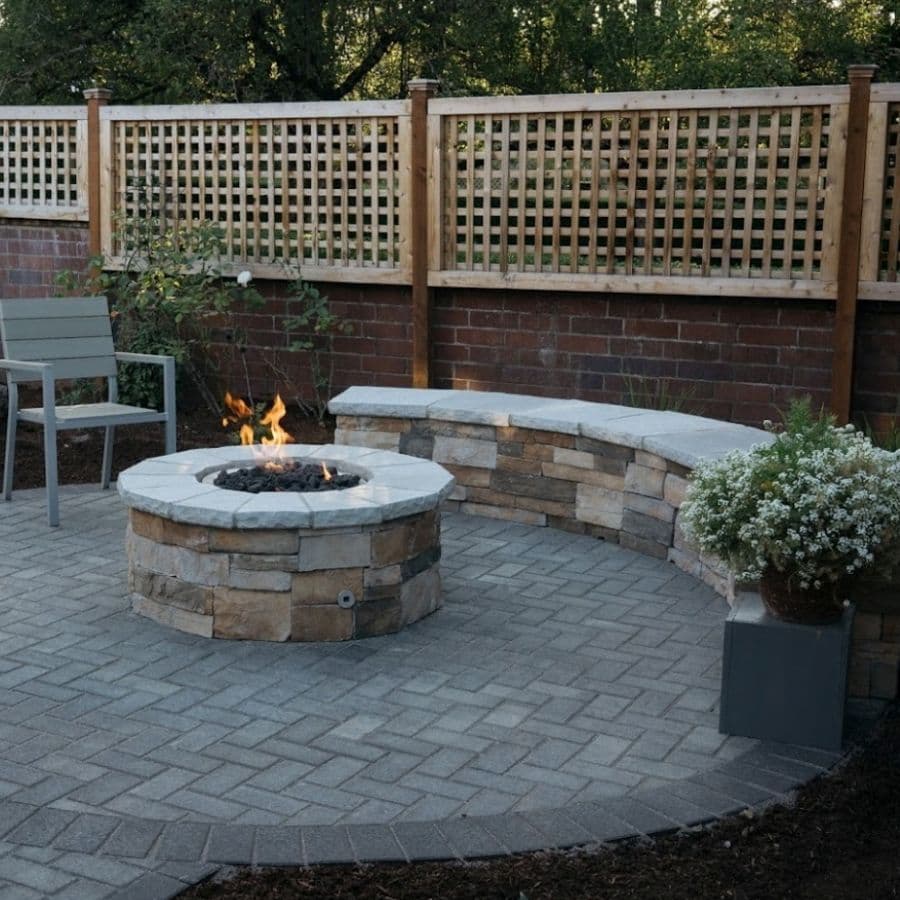 Gallery photos for Creating the Perfect Outdoor Atmosphere with Seatwalls: Image #4